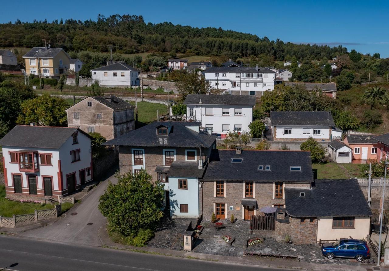 Casa Ria De Navia Guest House Eksteriør bilde