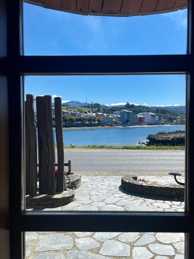 Casa Ria De Navia Guest House Eksteriør bilde