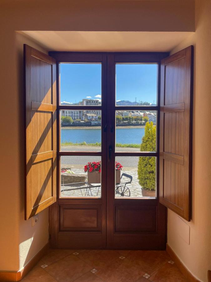 Casa Ria De Navia Guest House Eksteriør bilde
