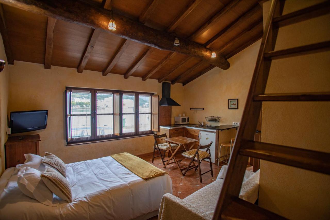 Casa Ria De Navia Guest House Eksteriør bilde